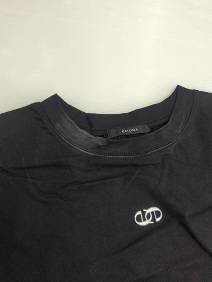 ロゴミニマルTシャツ