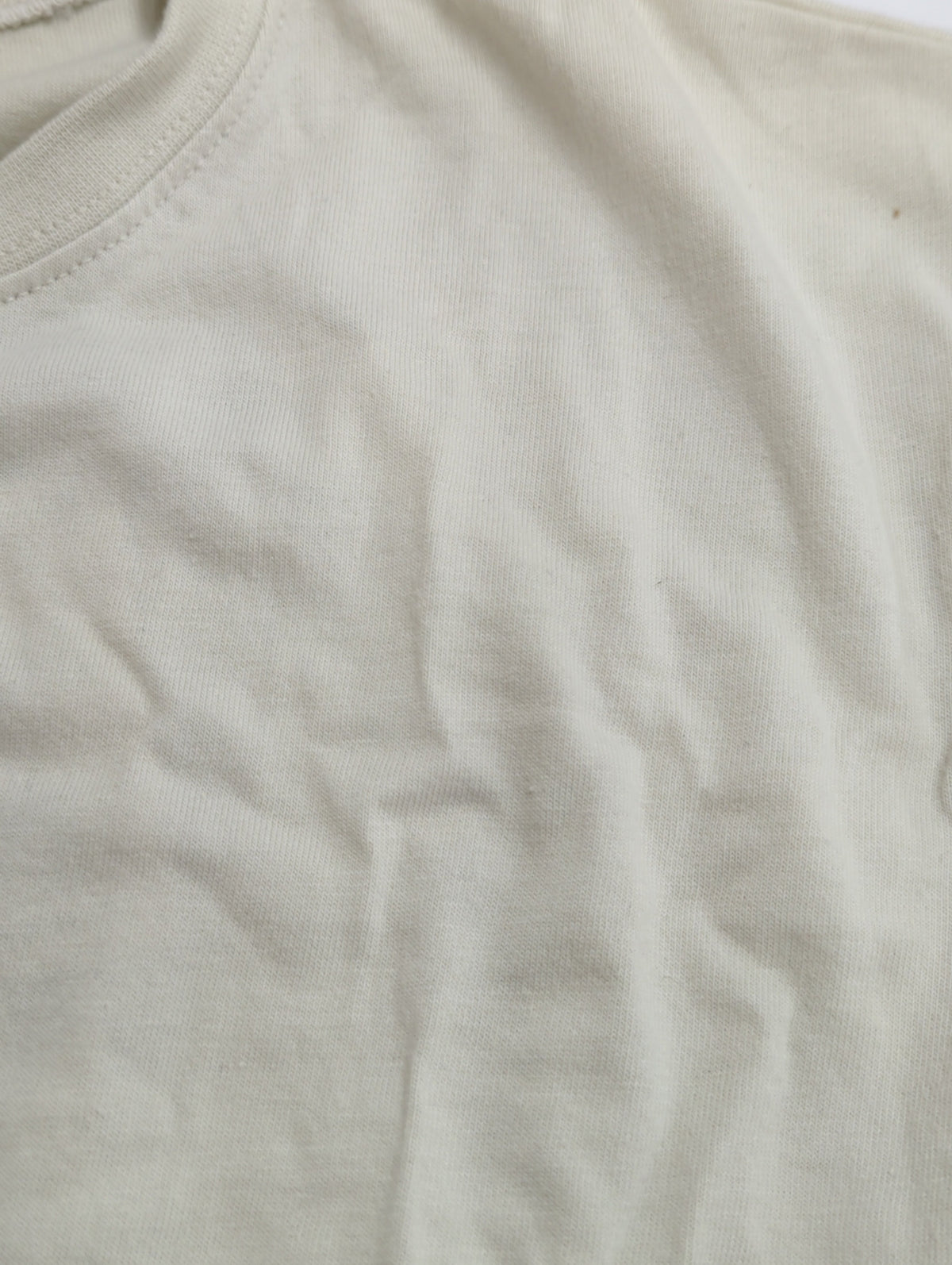 インサイドクロップドTシャツ