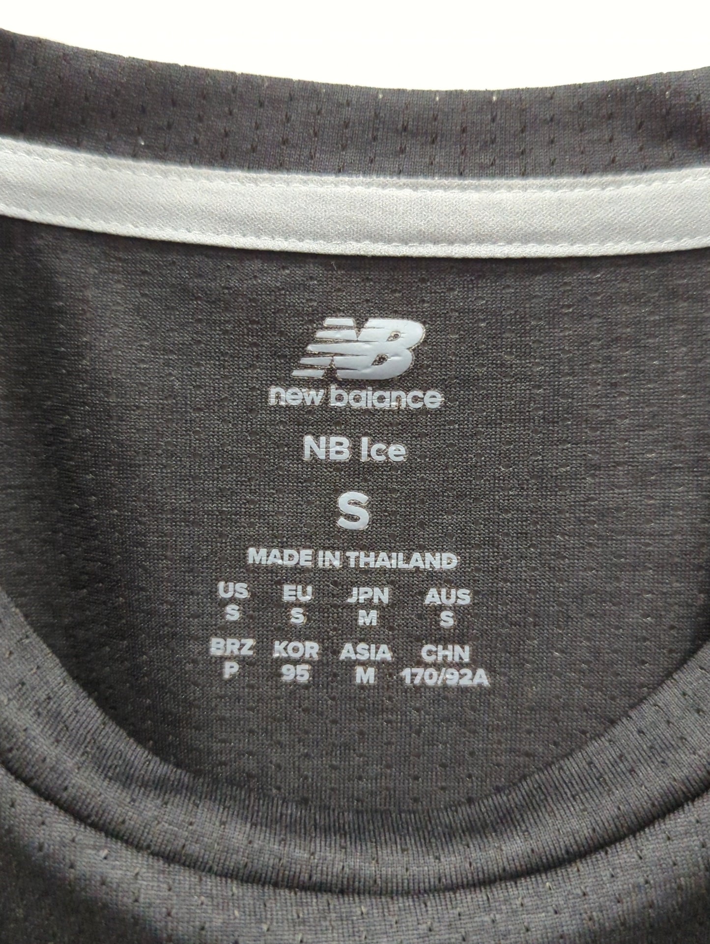 Athletics グラフィックショートスリーブTシャツ