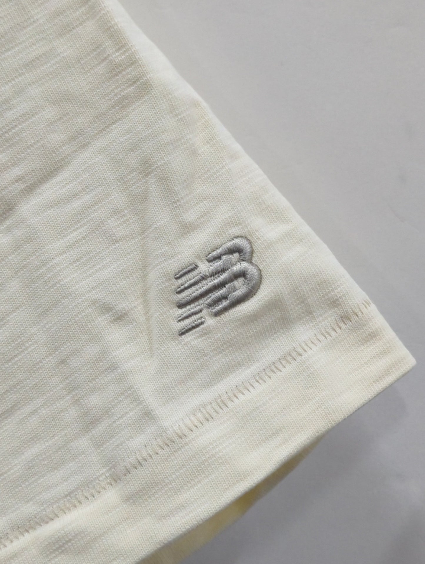 NB GREY ショートスリーブTシャツ