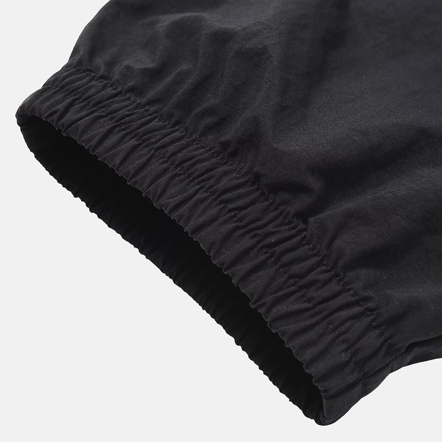 パフォーマンスウーブンパンツ