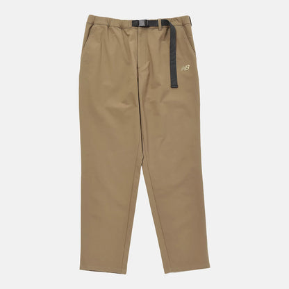 スリムテーパードパンツ