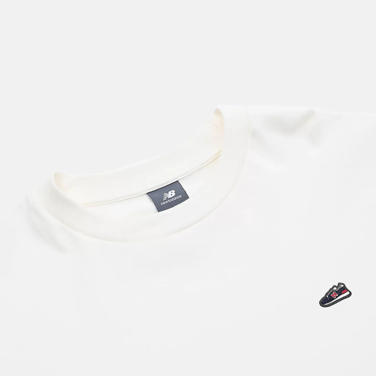 シューパッチロングスリーブTシャツ