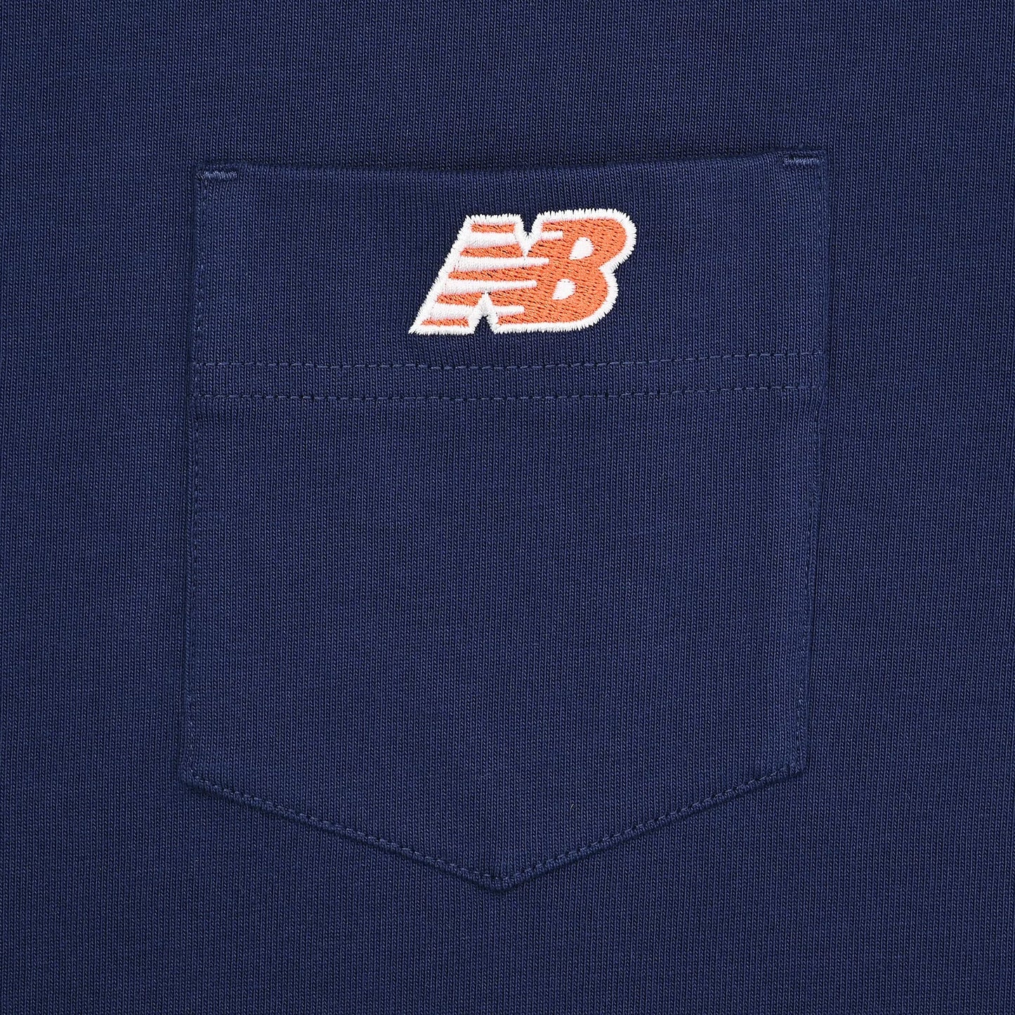 NB刺繍ポケットロングスリーブTシャツ
