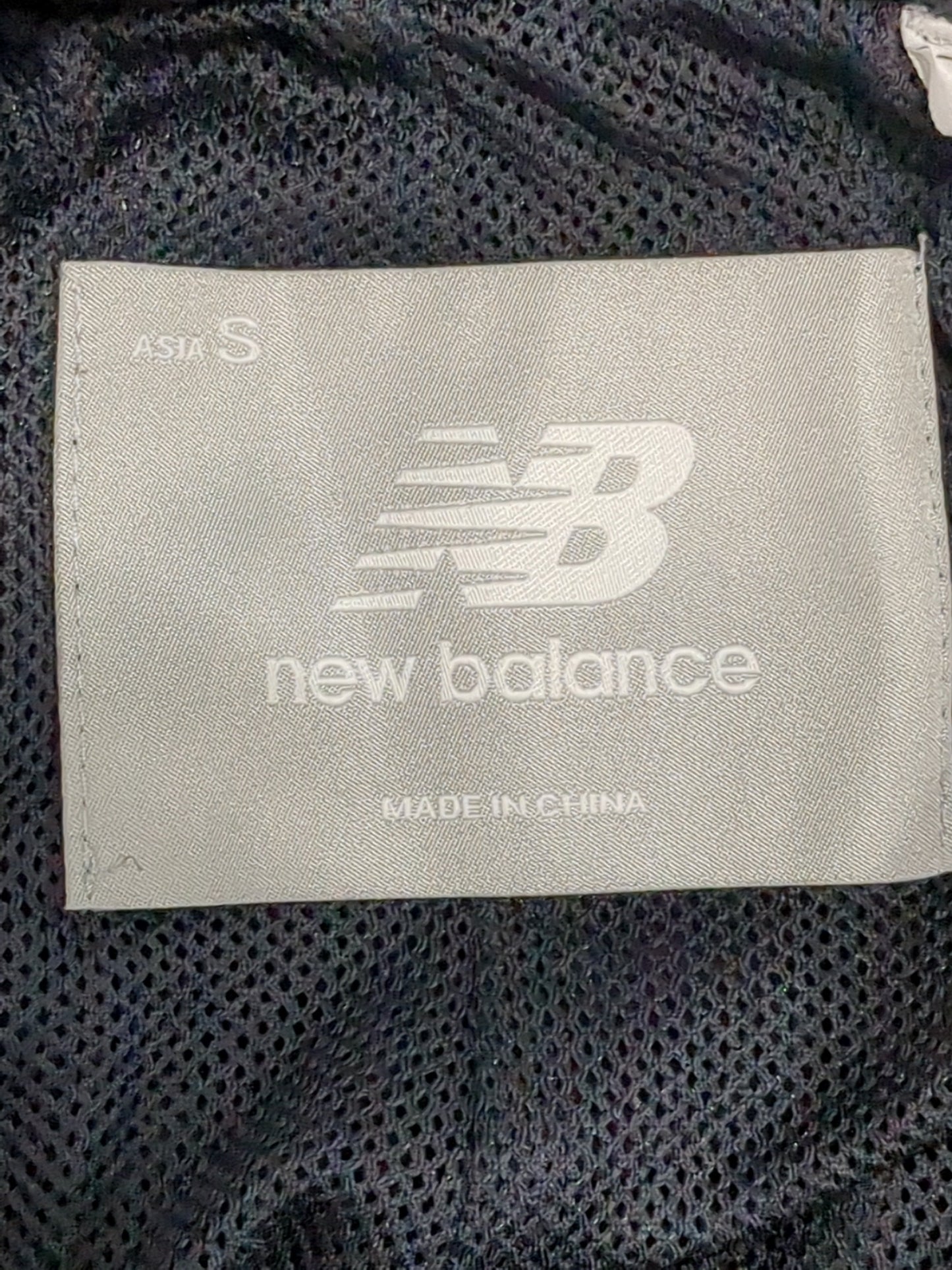 NB GREYテーパードパンツ