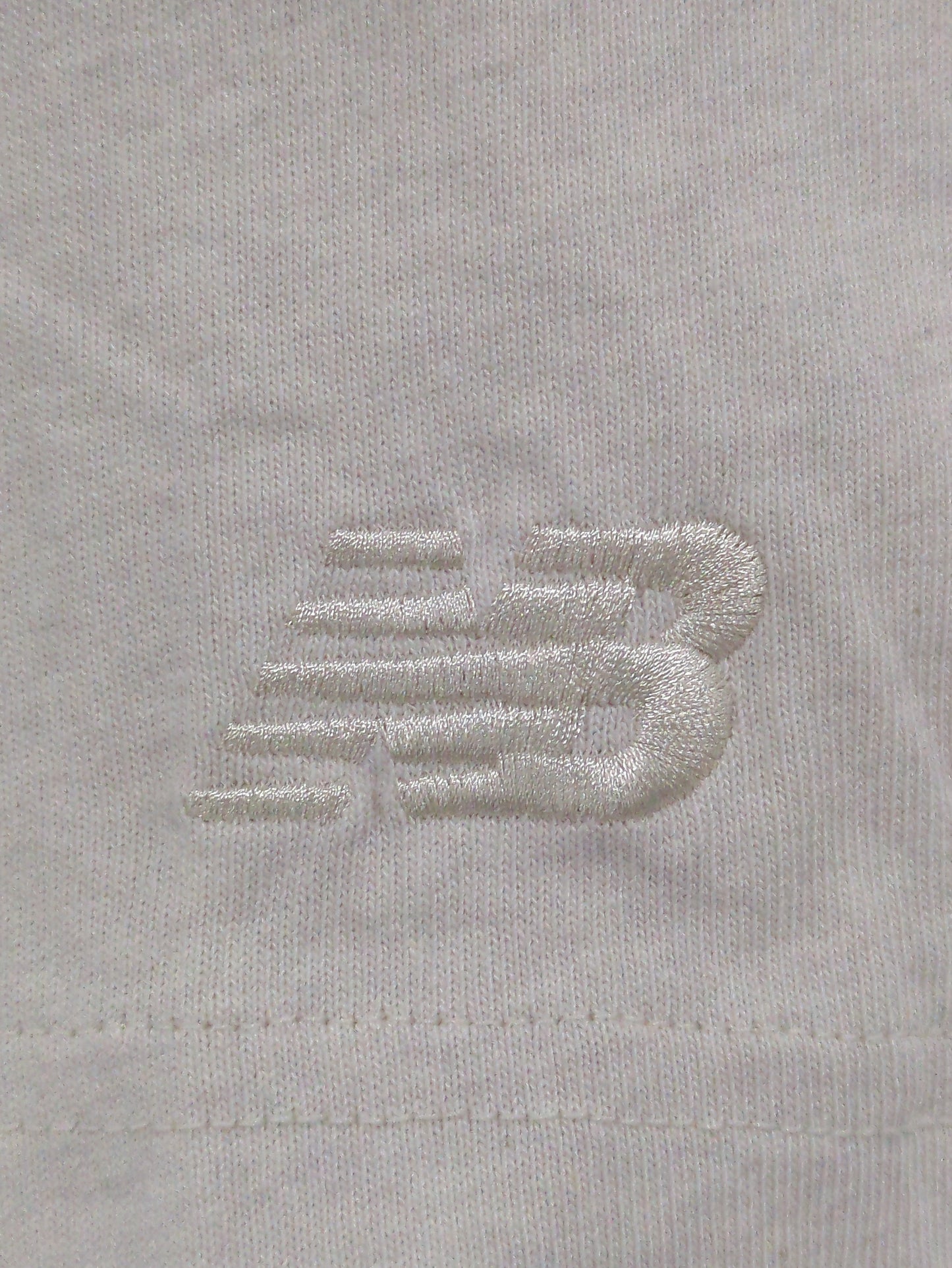 エンボスグラフィック ジャージショートスリーブTシャツ