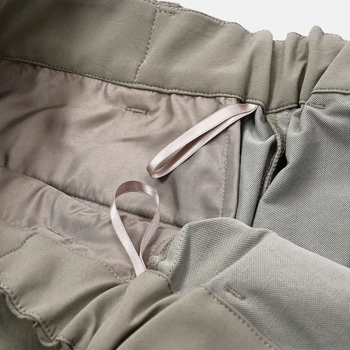MET24 Tuck Slim Tapered Pants