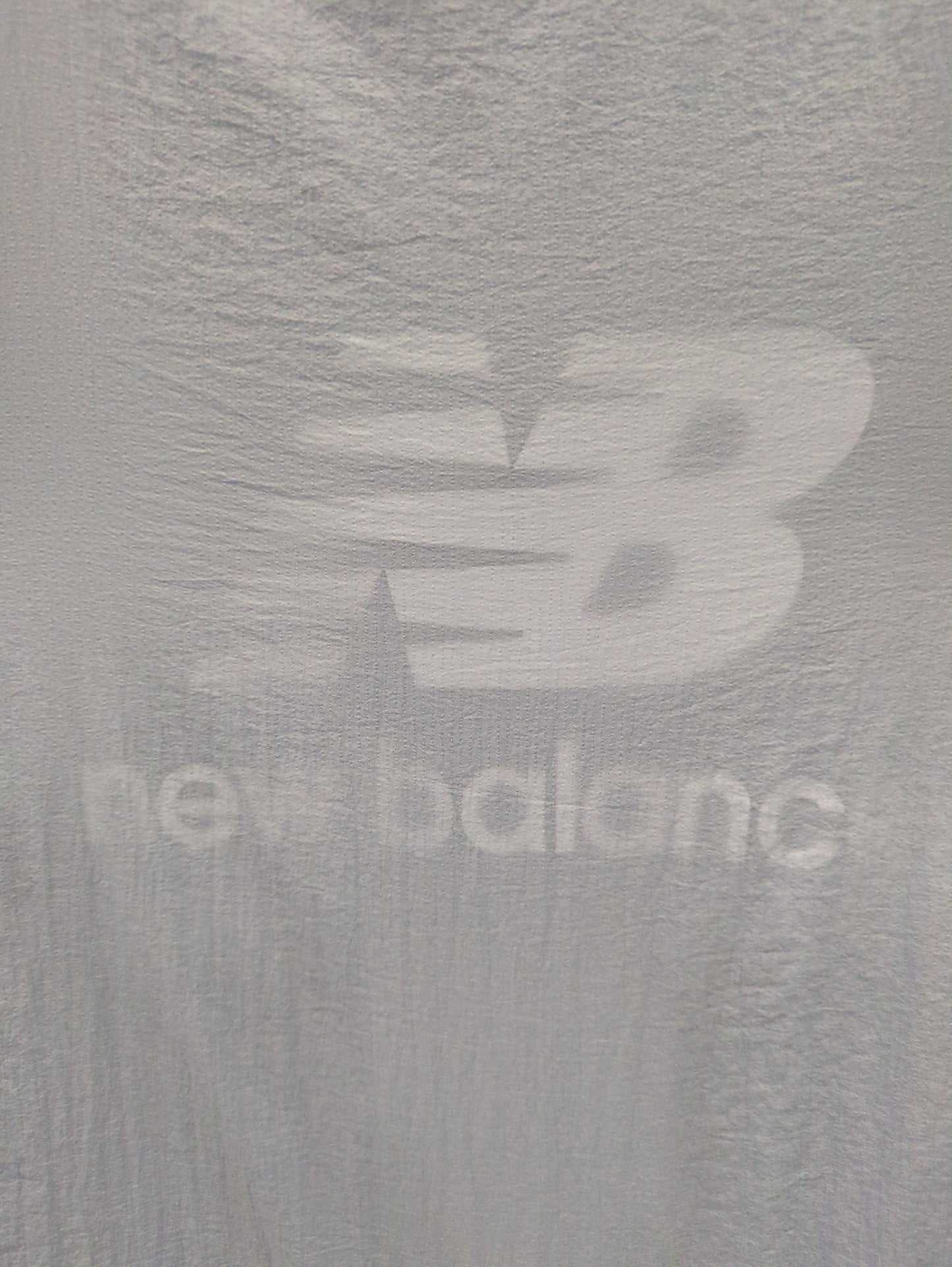 NB Grey ウーブン Tシャツ