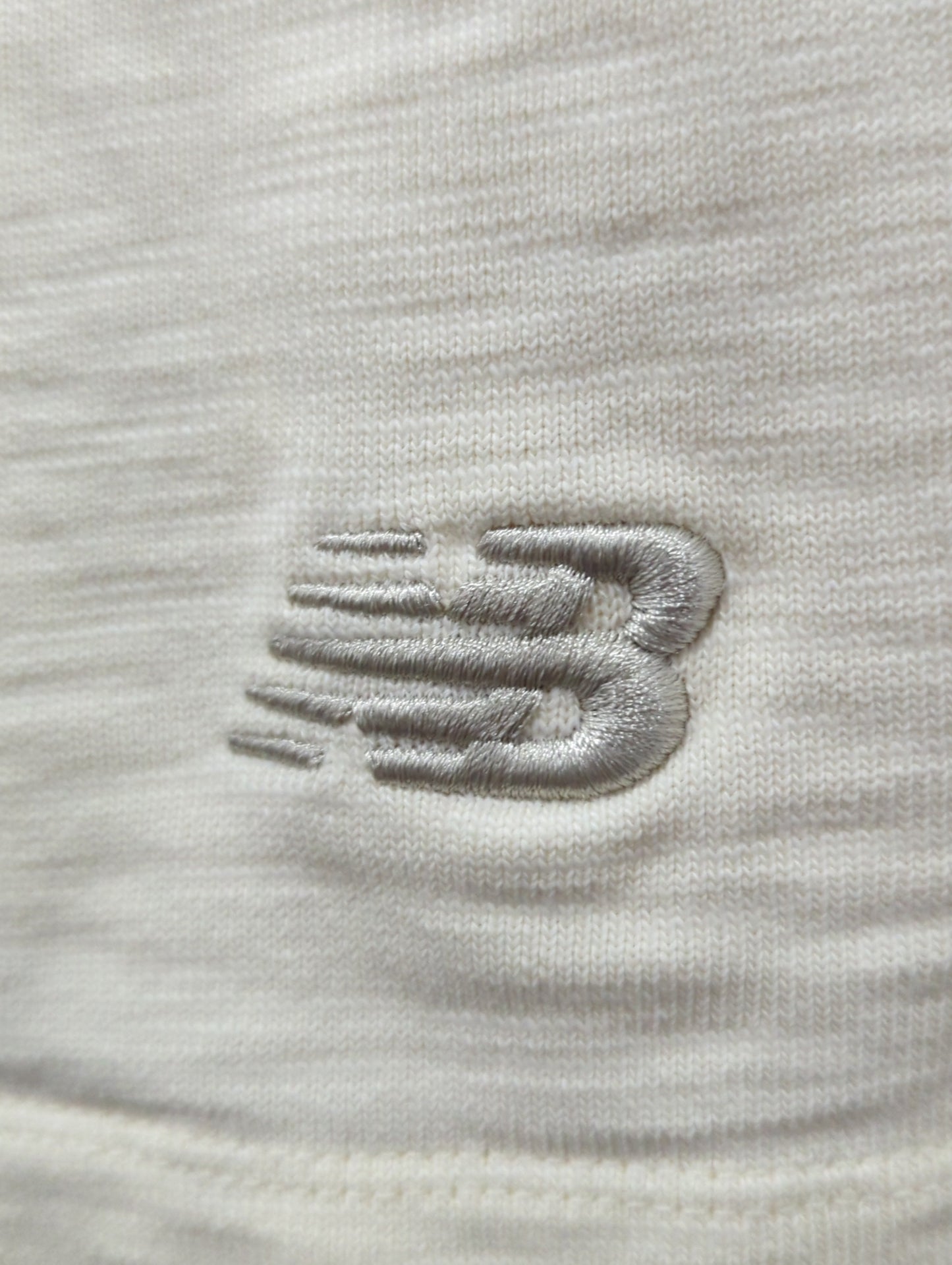 NB GREY Tシャツ