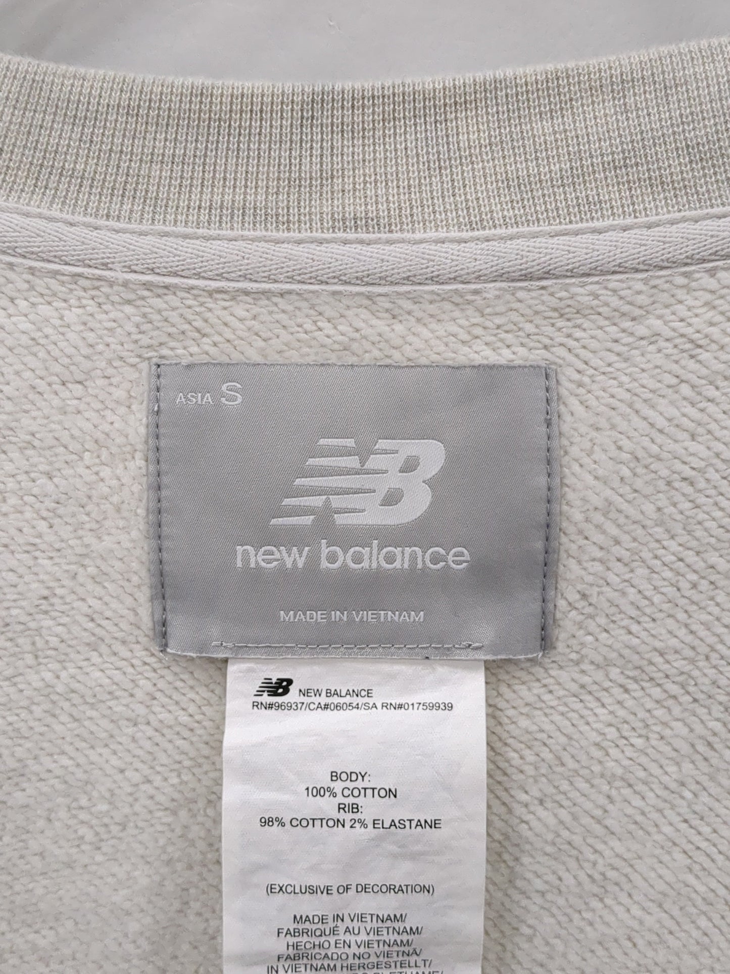 NB Grey クルースウェットシャツ