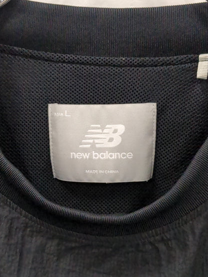 NB Grey ウーブン Tシャツ
