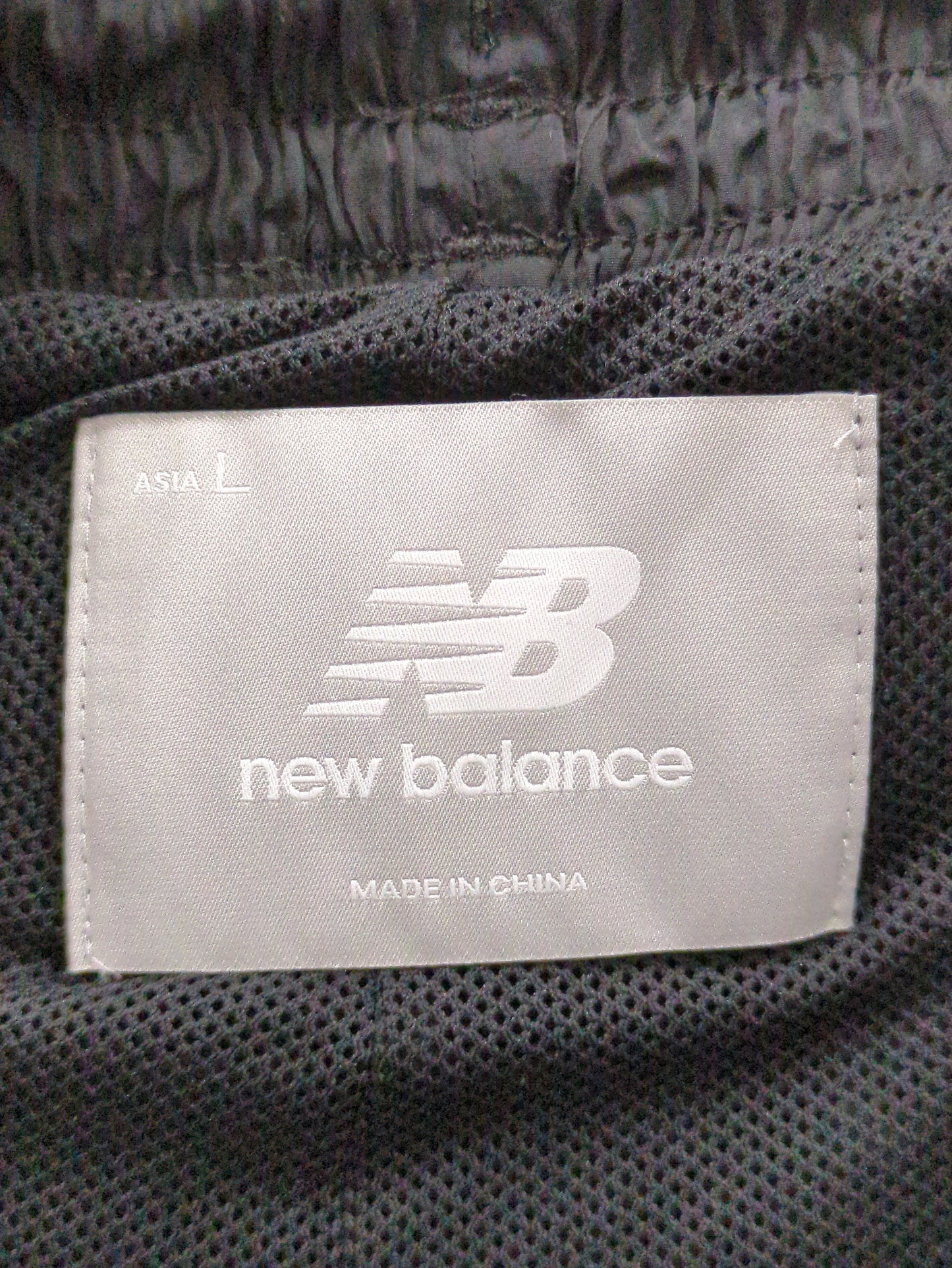 NB GREYテーパードパンツ