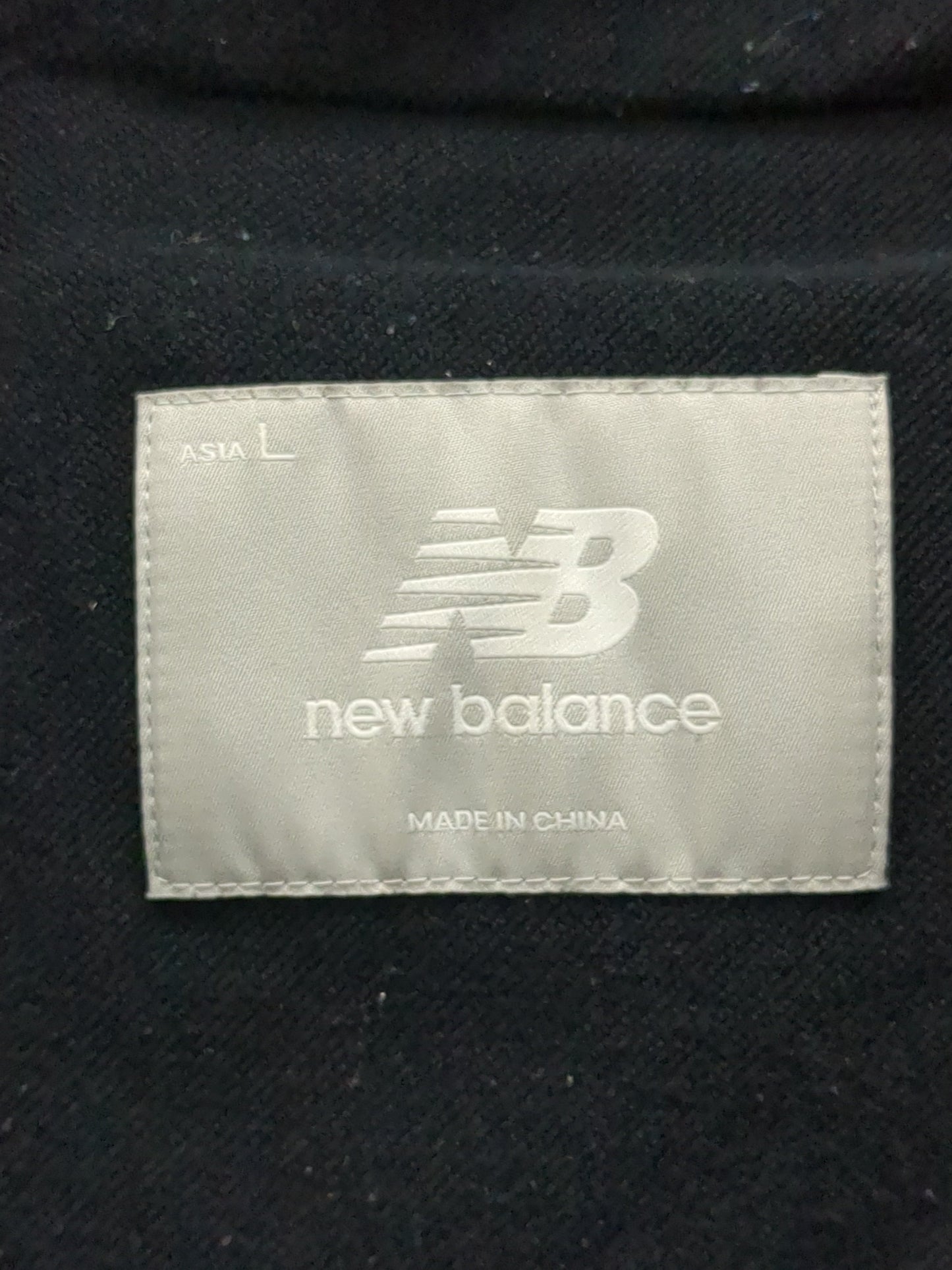 NB GREY テーパードパンツ