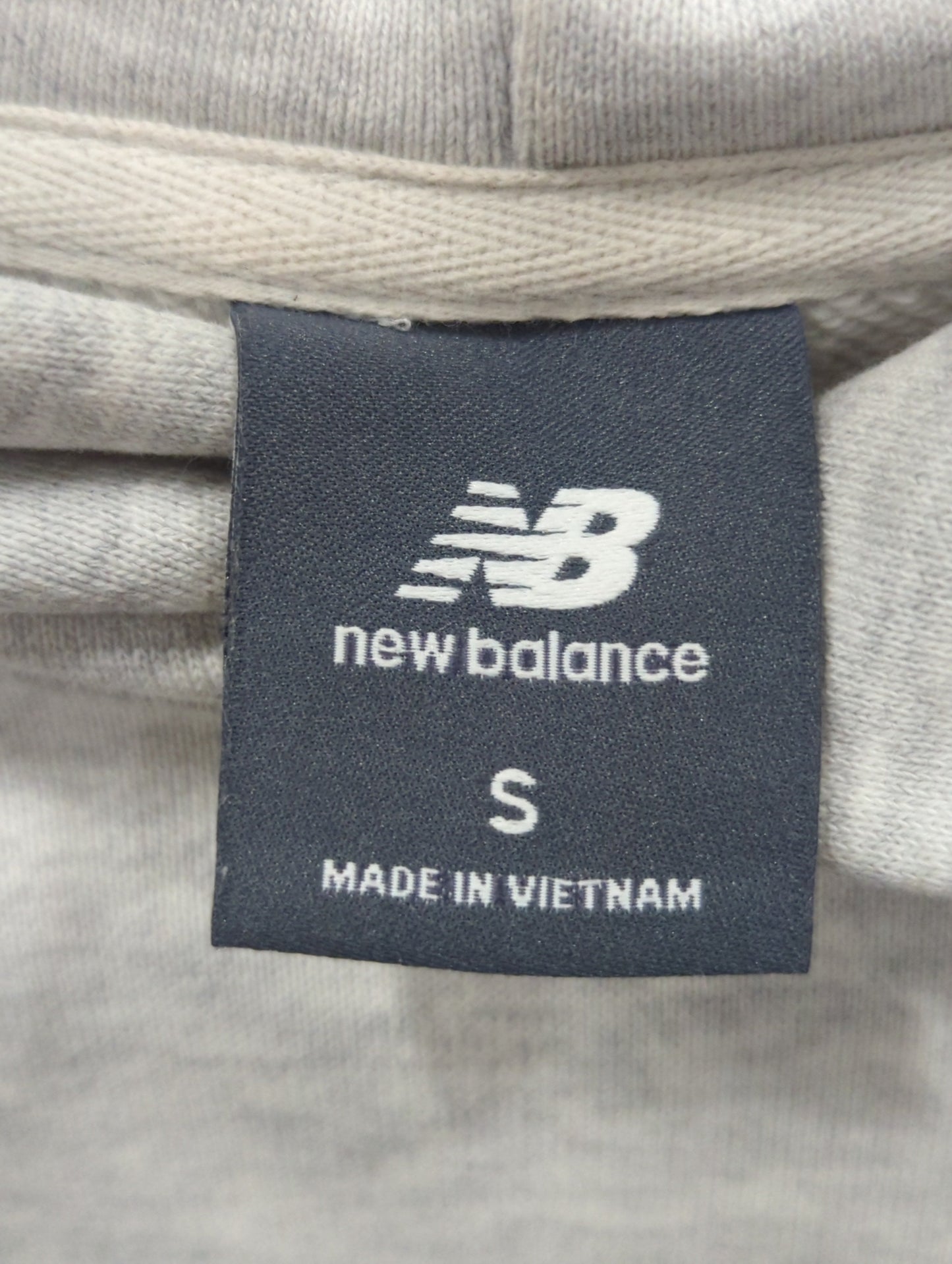 Athletics シグネチャーフーディ