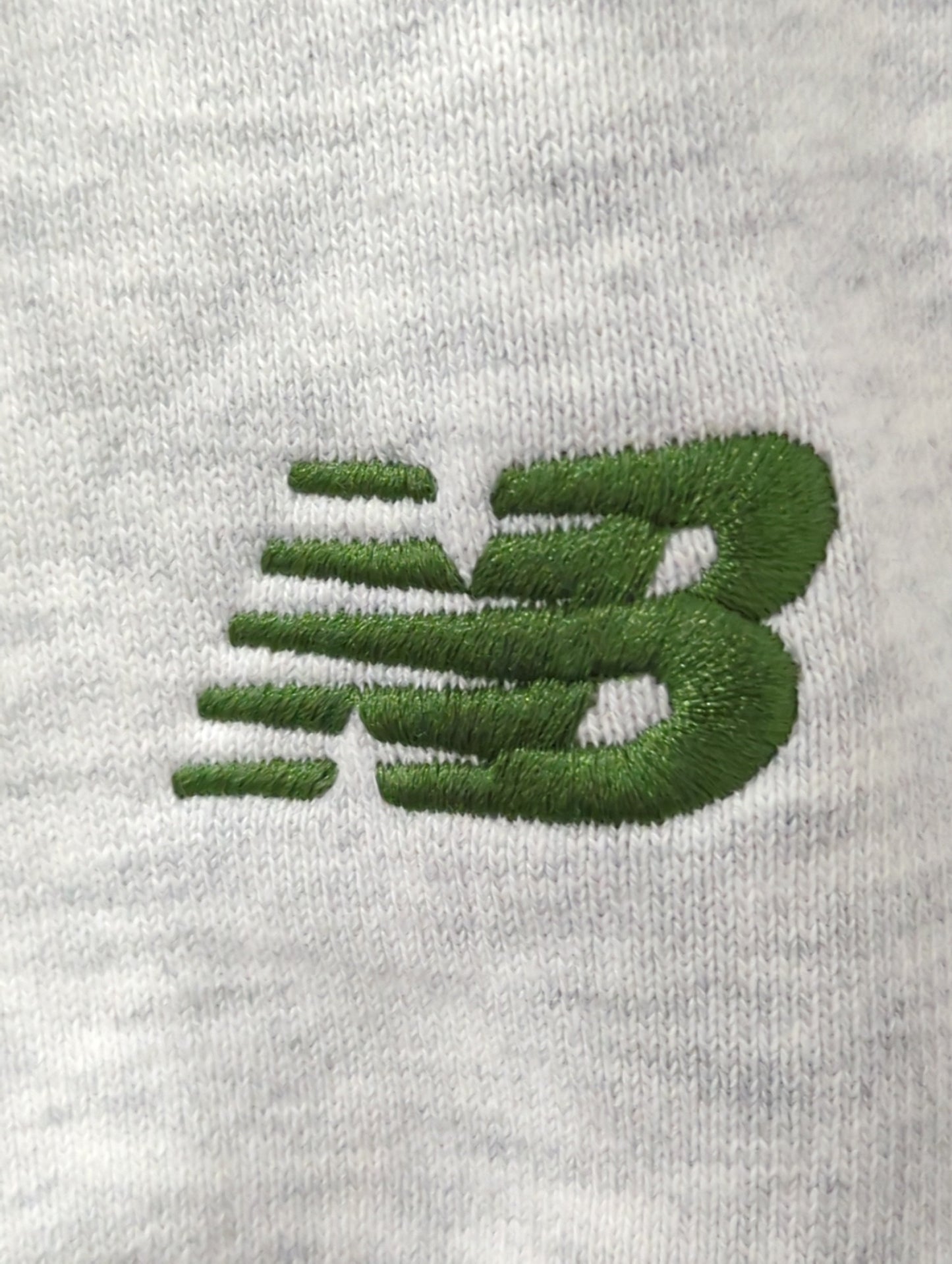Athletics シグネチャーフーディ