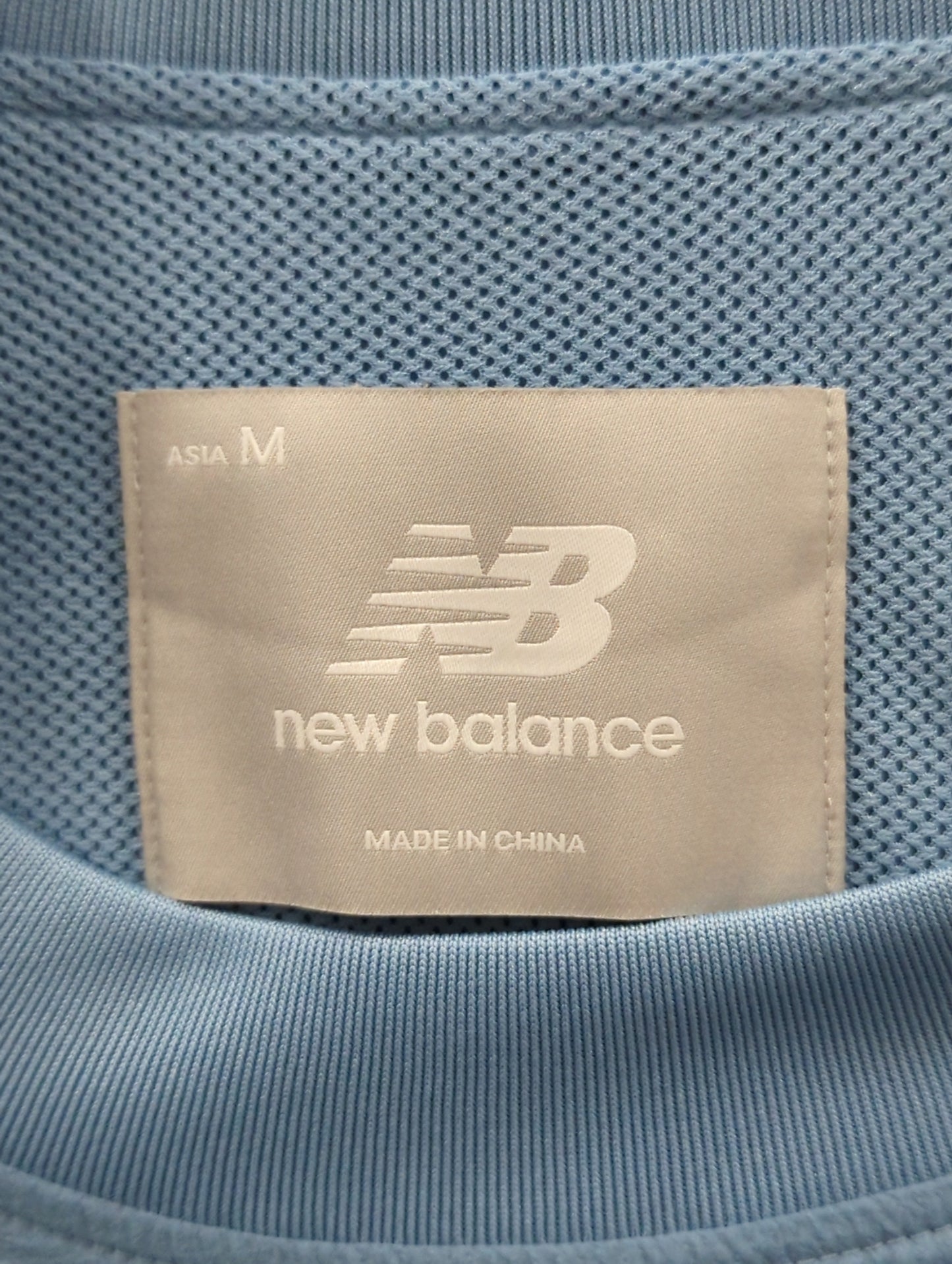 NB Grey ウーブン Tシャツ