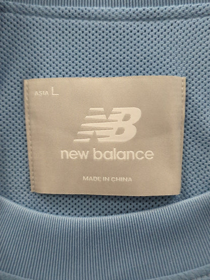 NB Grey ウーブン Tシャツ