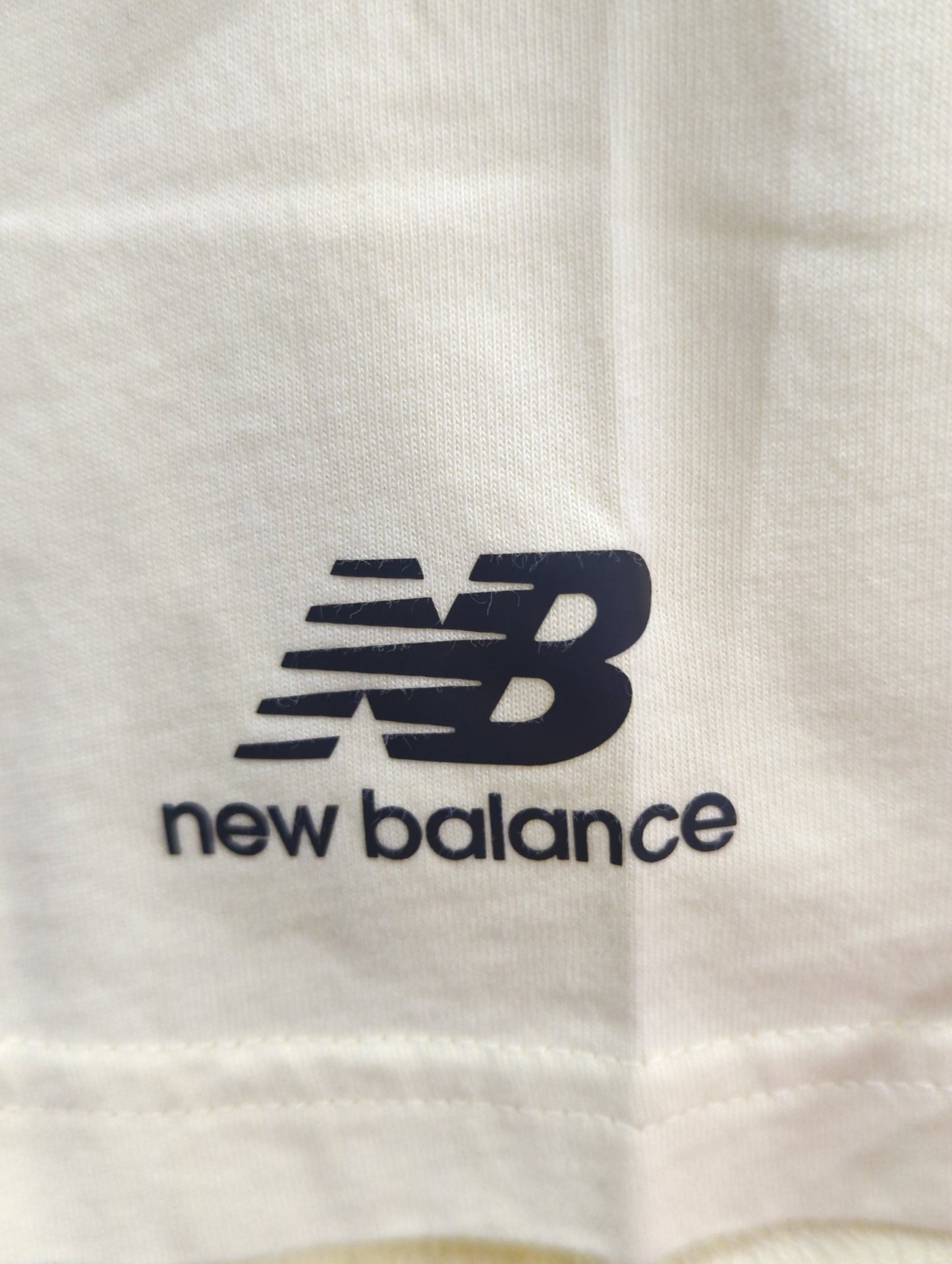 NB Essentials Varsity オーバーサイズショートスリーブTシャツ