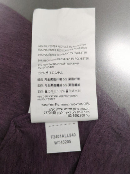 シーズナルグラフィックランショートスリーブTシャツ