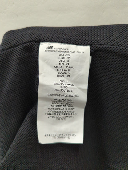 NB Grey ウーブン Tシャツ