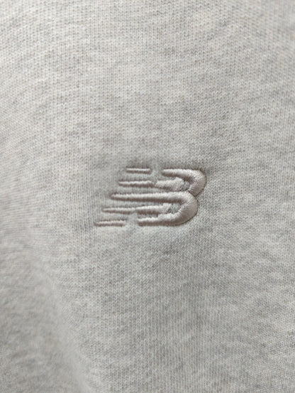 NB Grey クルースウェットシャツ