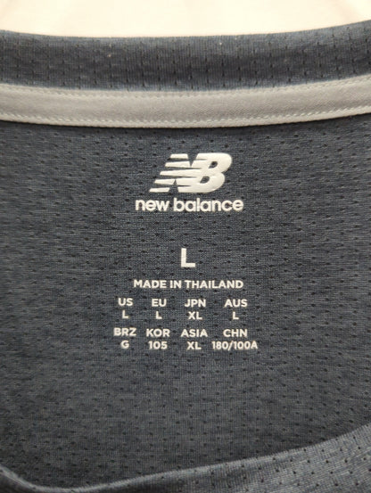 Athletics グラフィック ショートスリーブTシャツ