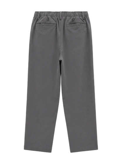 NB GREY テーパードパンツ