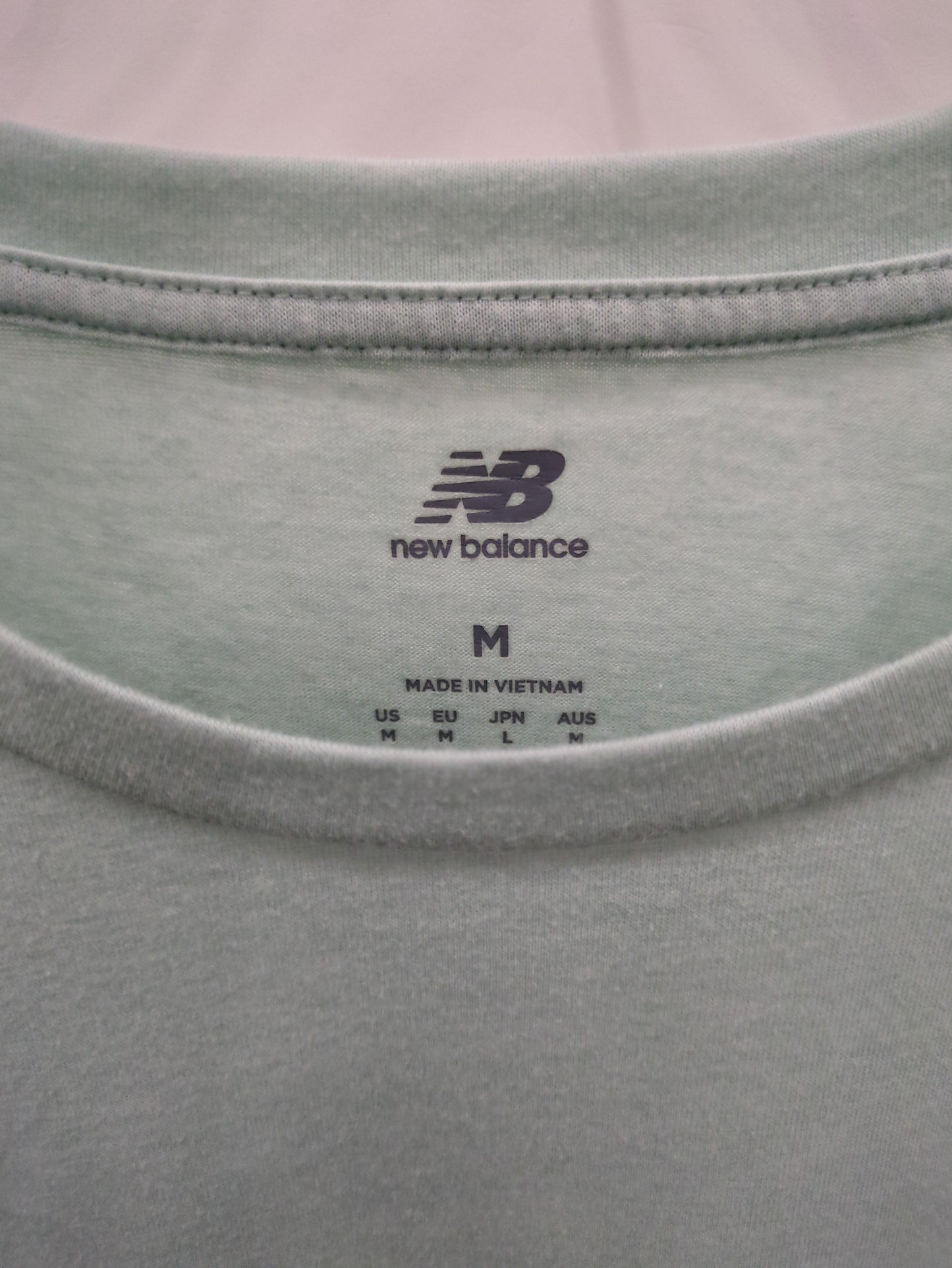 Sport Essentials ヘザーテックショートスリーブTシャツ