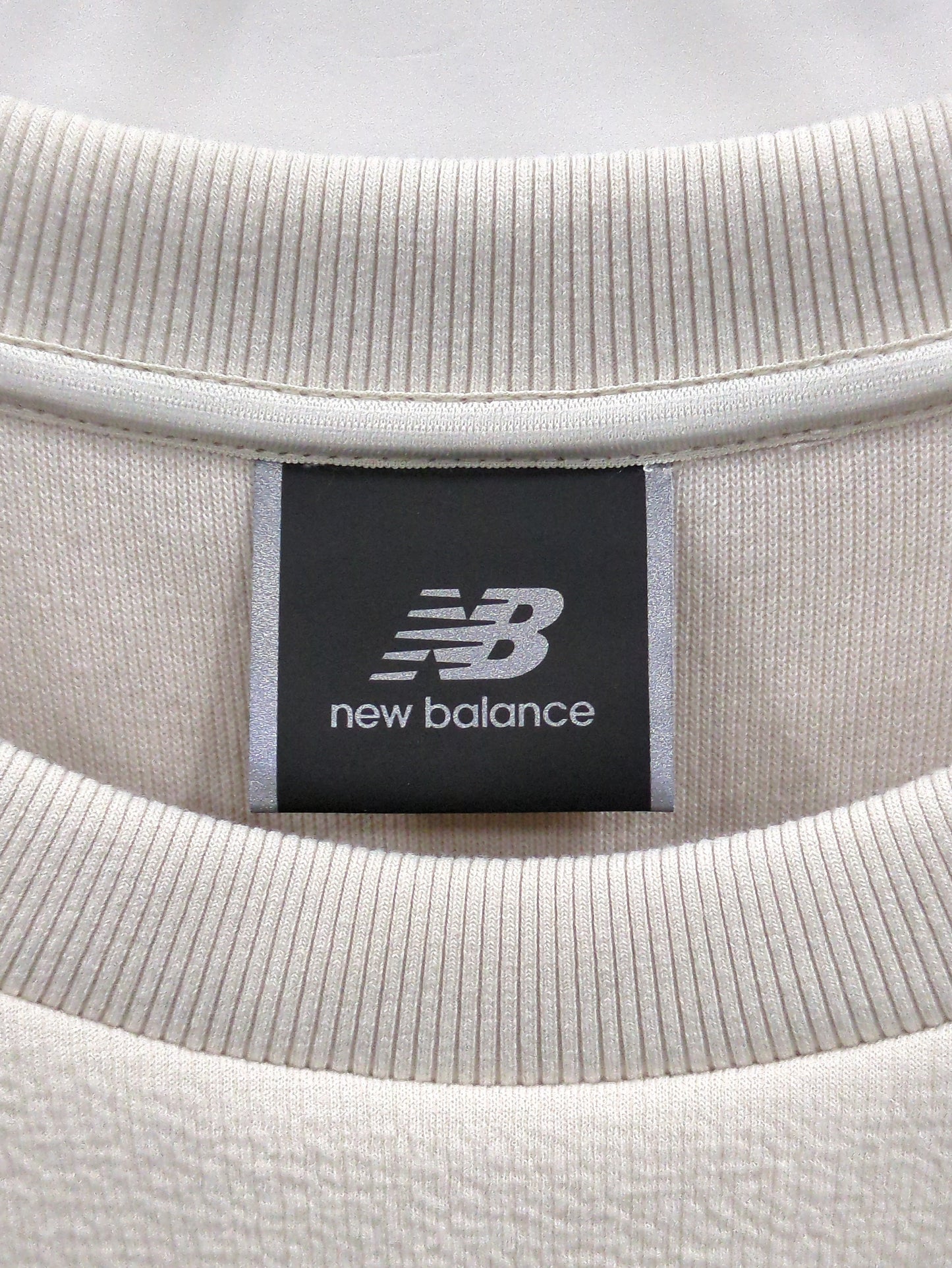MET24 Women Pullover