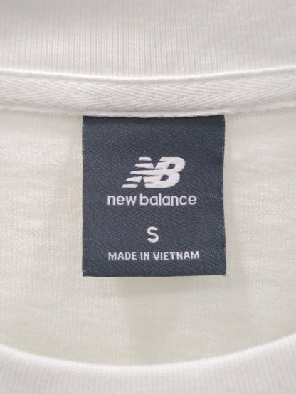 Athletics シグネチャーロングスリーブTシャツ