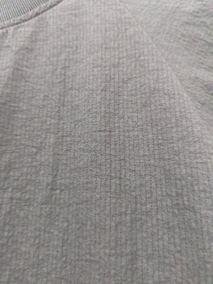 NB Grey ウーブン Tシャツ
