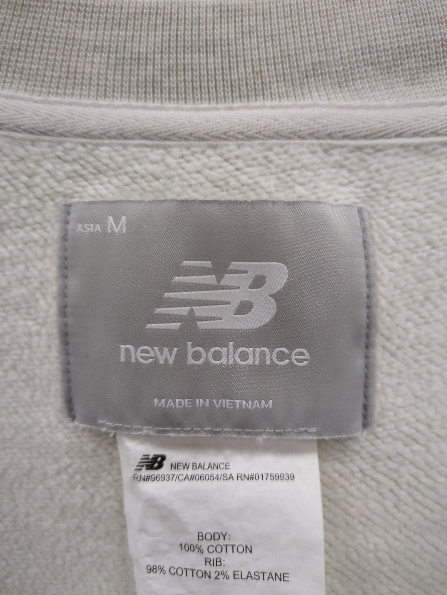 NB Grey クルースウェットシャツ