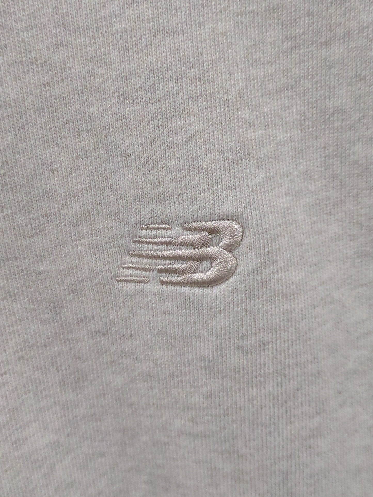 NB Grey クルースウェットシャツ