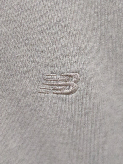 NB Grey クルースウェットシャツ