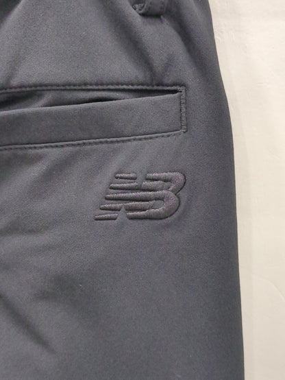 NB GREY テーパードパンツ