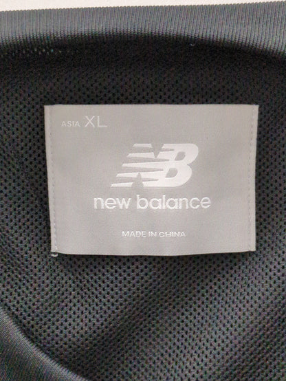 NB Grey ウーブン Tシャツ