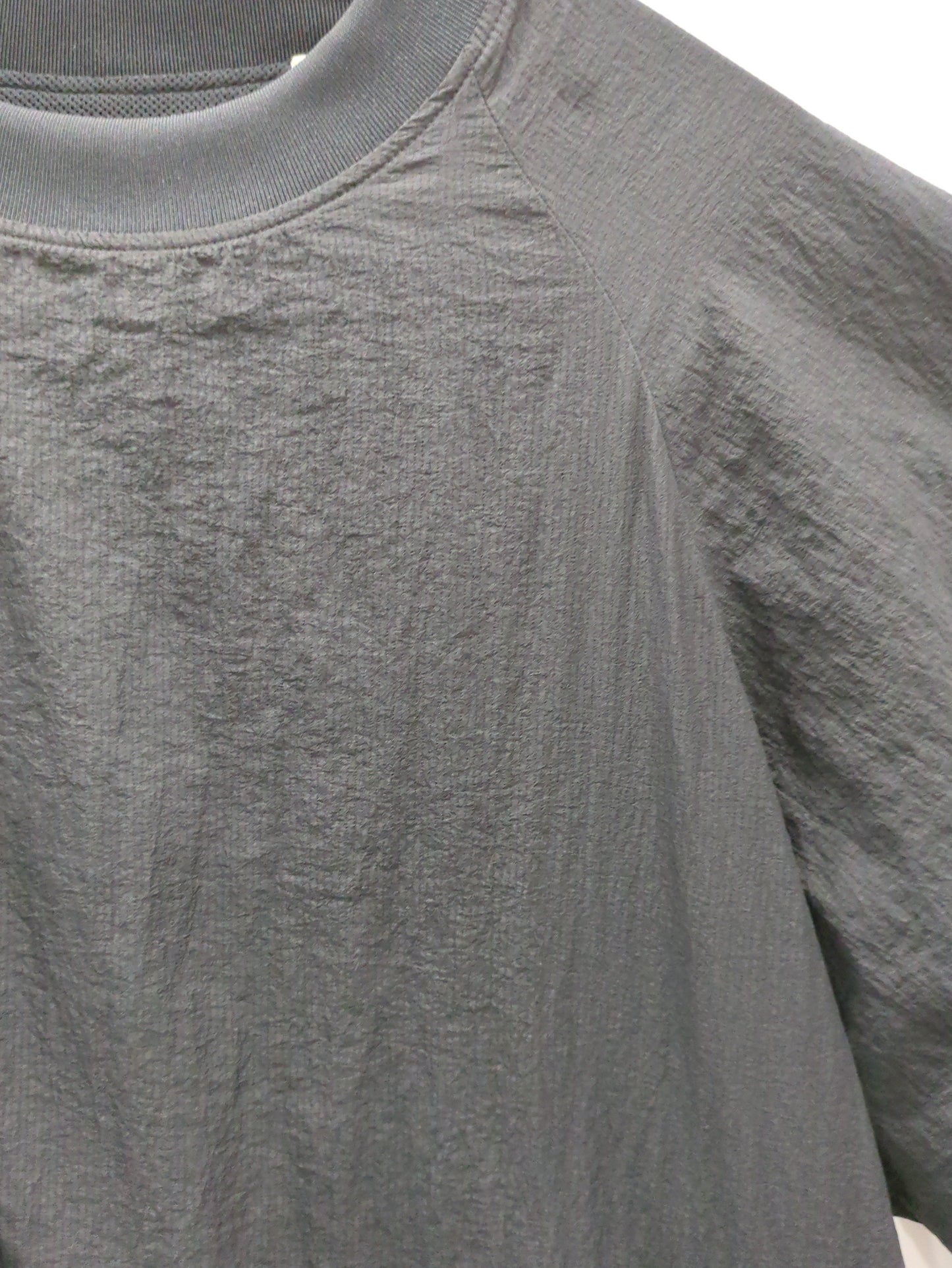 NB Grey ウーブン Tシャツ