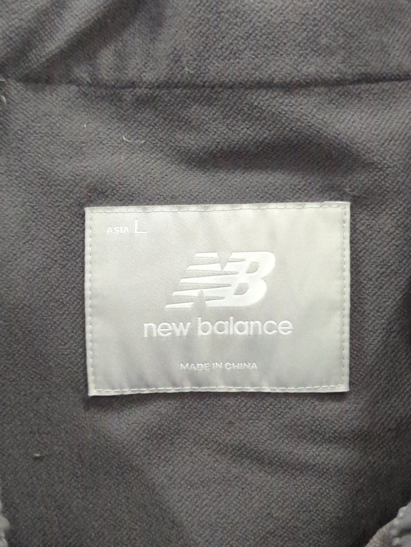 NB GREY テーパードパンツ