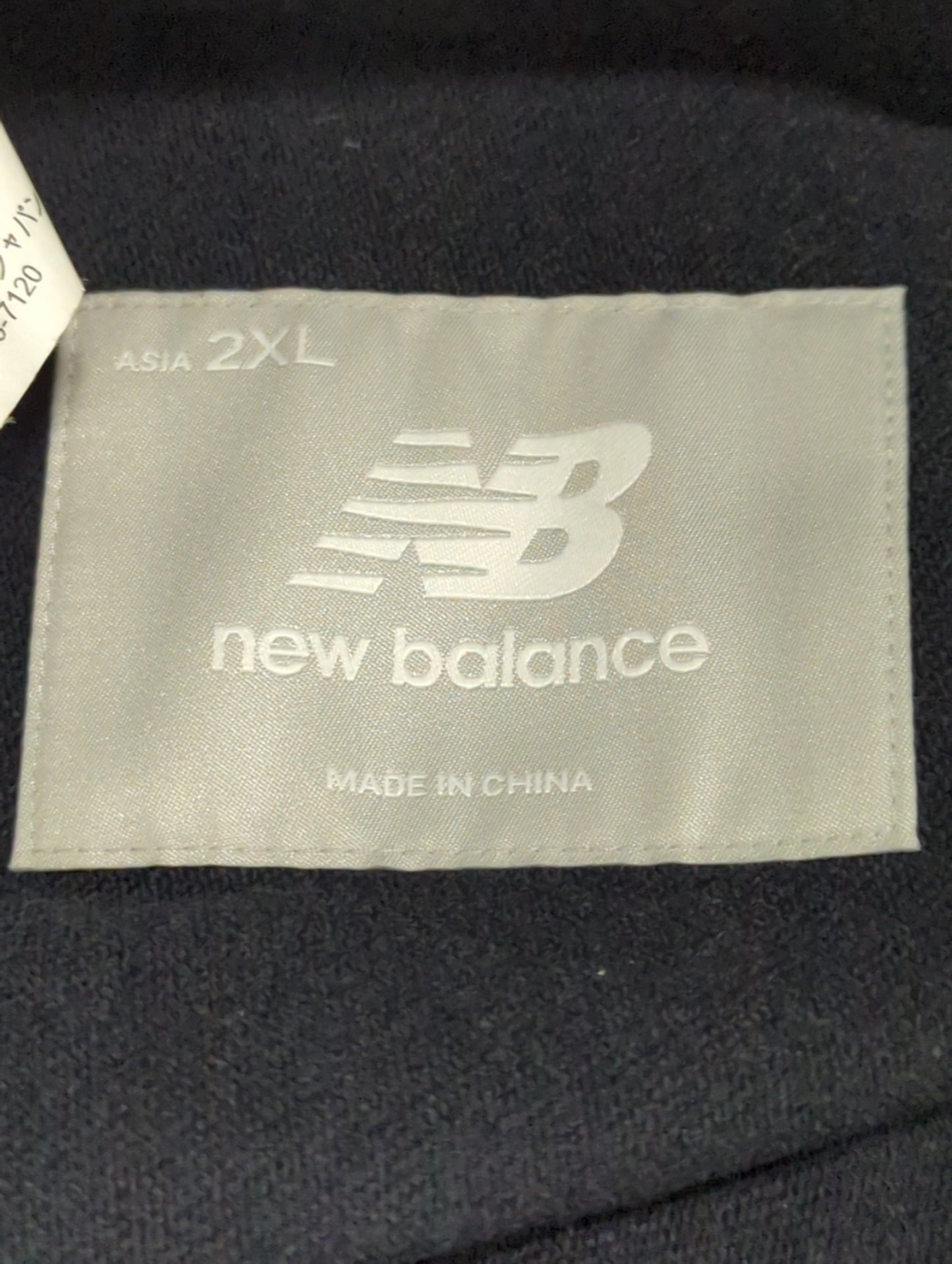 NB GREY テーパードパンツ