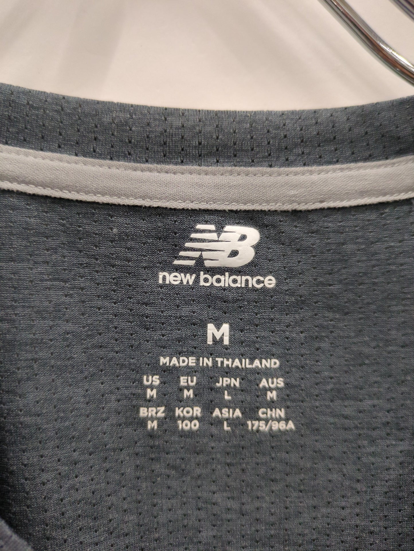 Athletics グラフィック ショートスリーブTシャツ