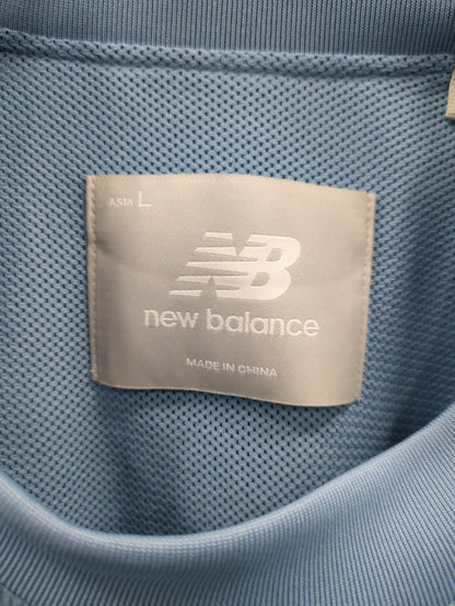 NB Grey ウーブン Tシャツ