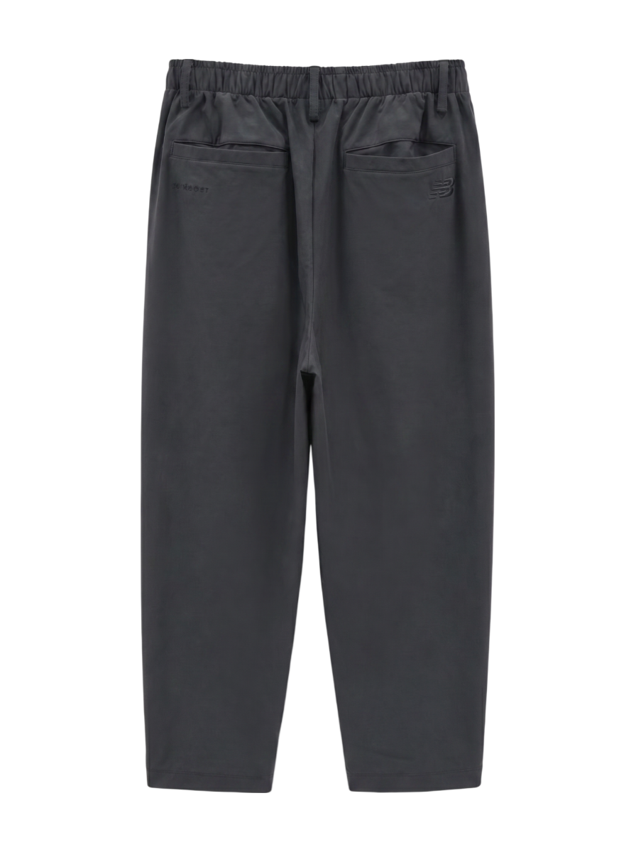 NB GREY テーパードパンツ