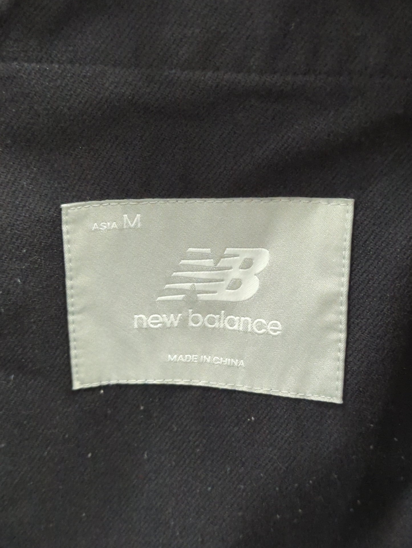 NB GREY テーパードパンツ