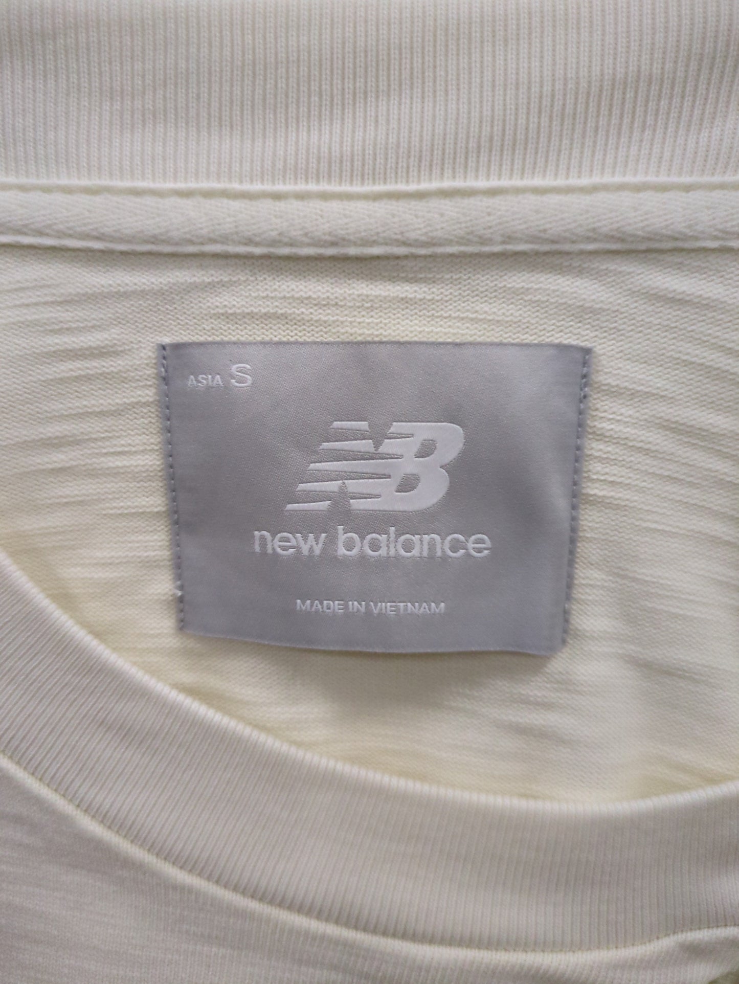 NB GREY Tシャツ