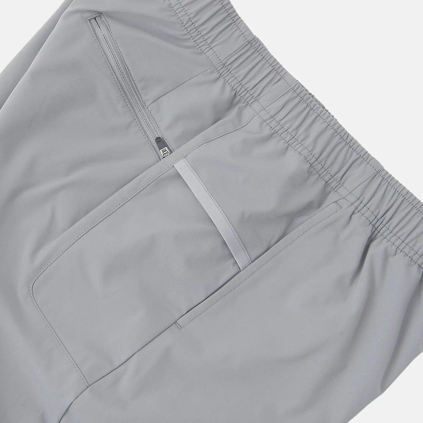 ウーブンパンツ