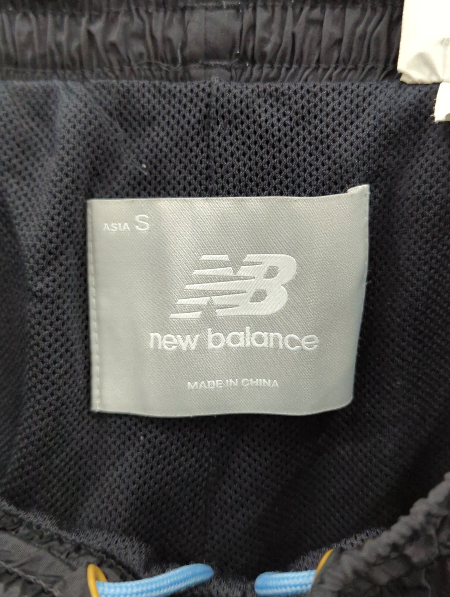 NB GREYテーパードパンツ
