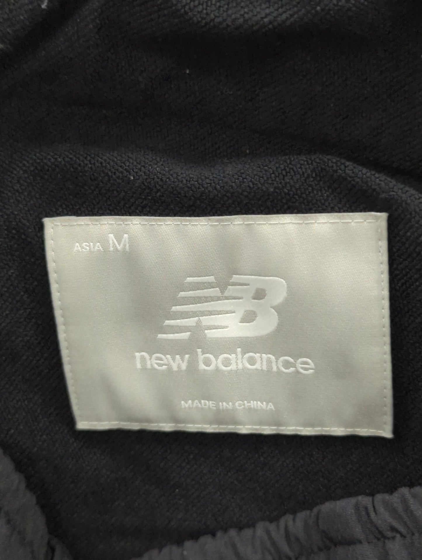 NB GREY テーパードパンツ
