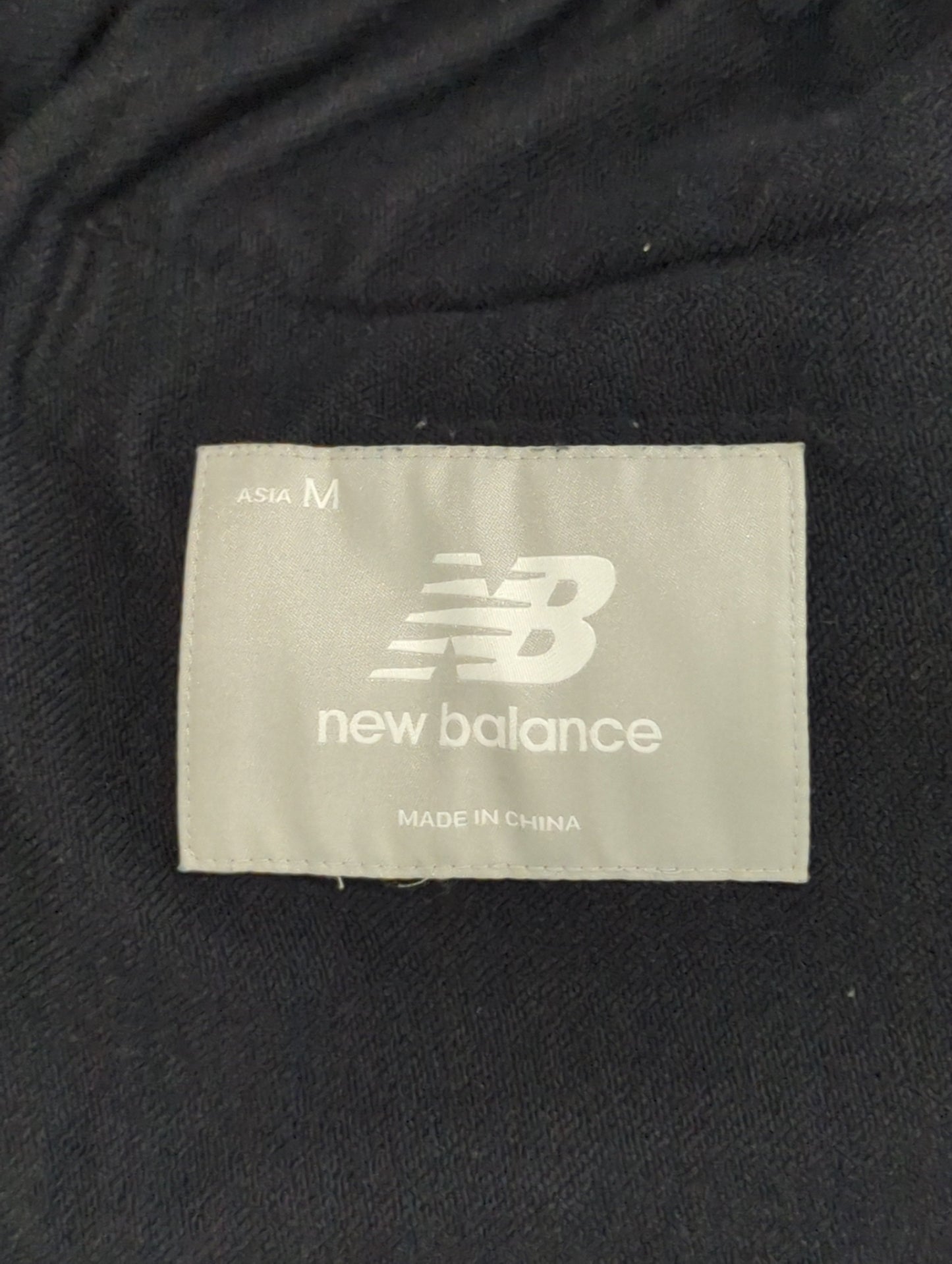 NB GREY テーパードパンツ