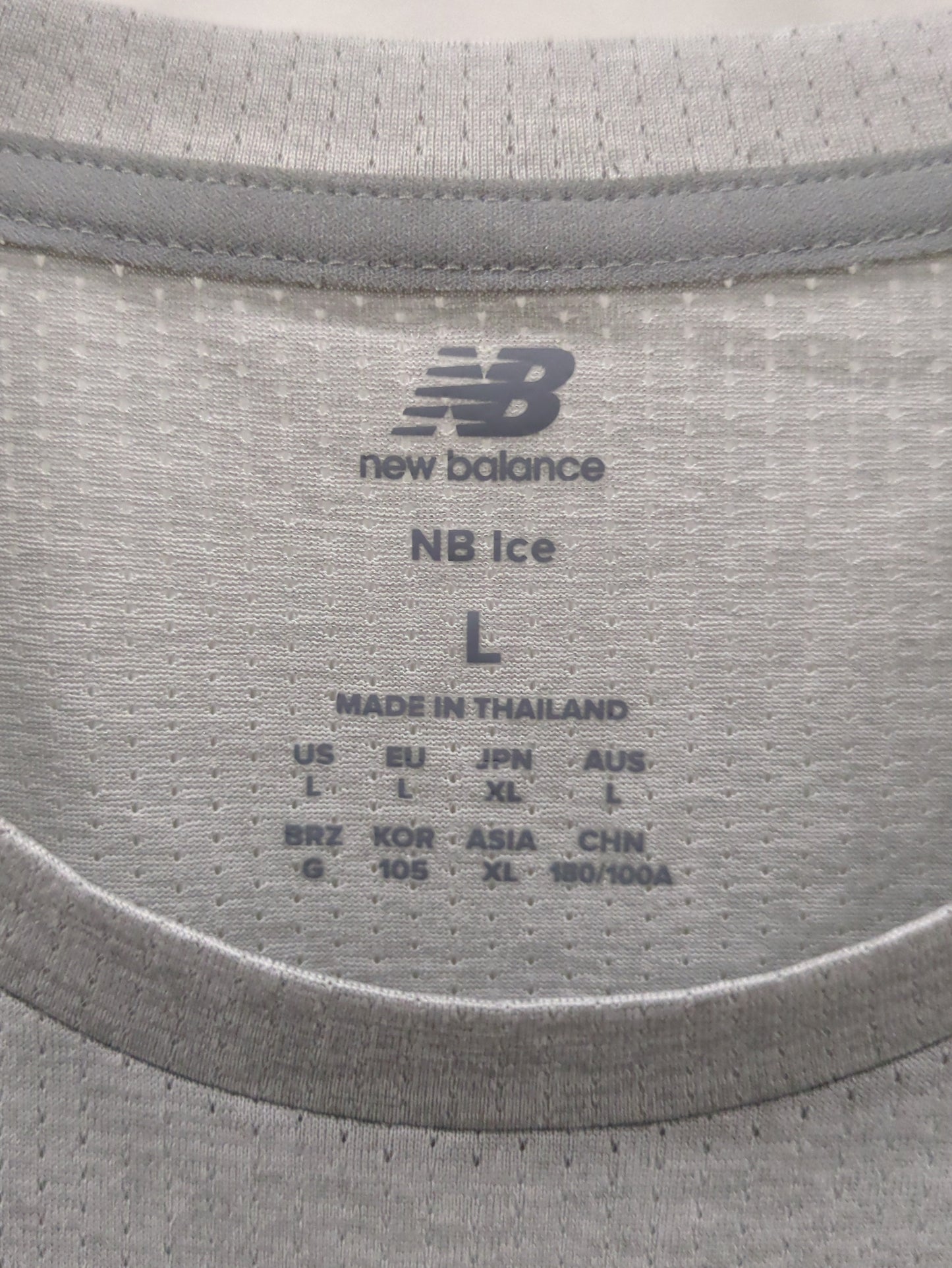 Athletics ショートスリーブTシャツ