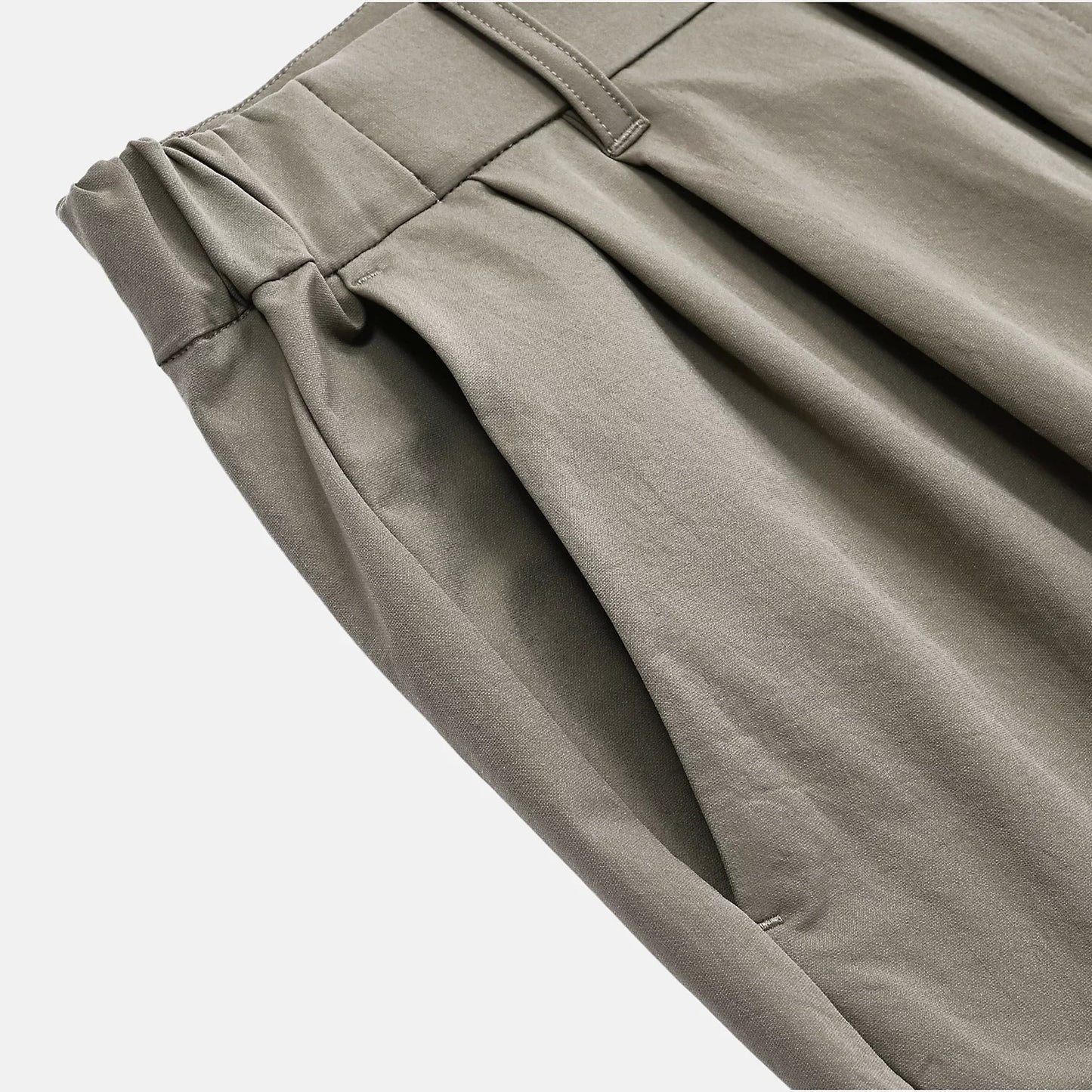 MET24 Tuck Slim Tapered Pants